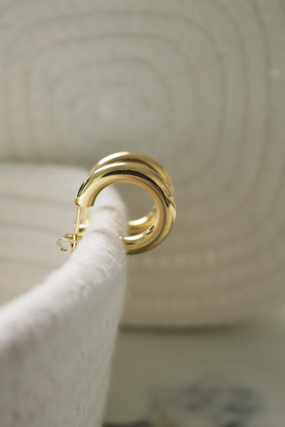 Monday Mini Gold Hoops